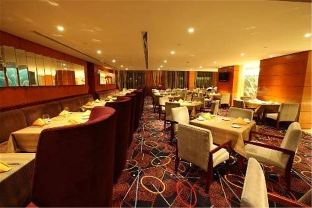 Howard Johnson Plaza Lingang Shanghai Nanhui Exterior photo