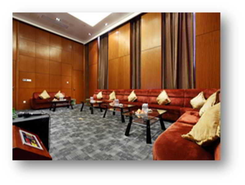 Howard Johnson Plaza Lingang Shanghai Nanhui Exterior photo
