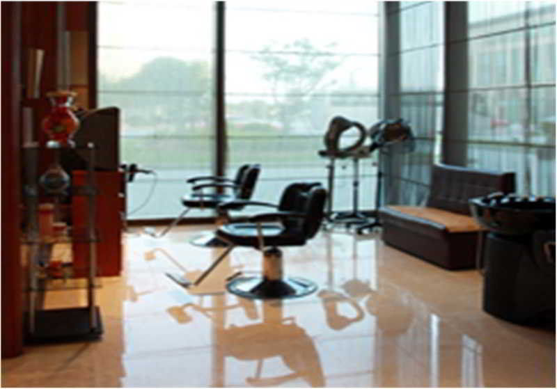 Howard Johnson Plaza Lingang Shanghai Nanhui Exterior photo